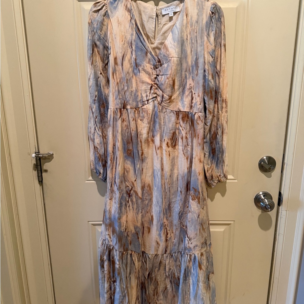 Hayden  boutique dress Tiered V-Neck Maxi Dress in Blue and Beige